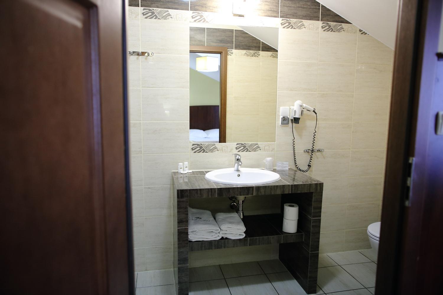 Hotel Kalchem Brzozie ภายนอก รูปภาพ