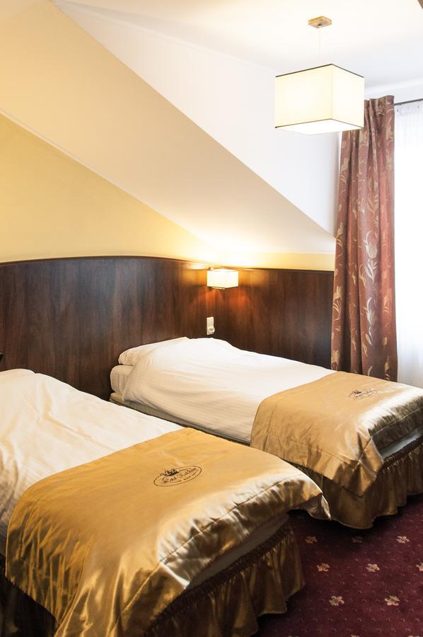 Hotel Kalchem Brzozie ภายนอก รูปภาพ