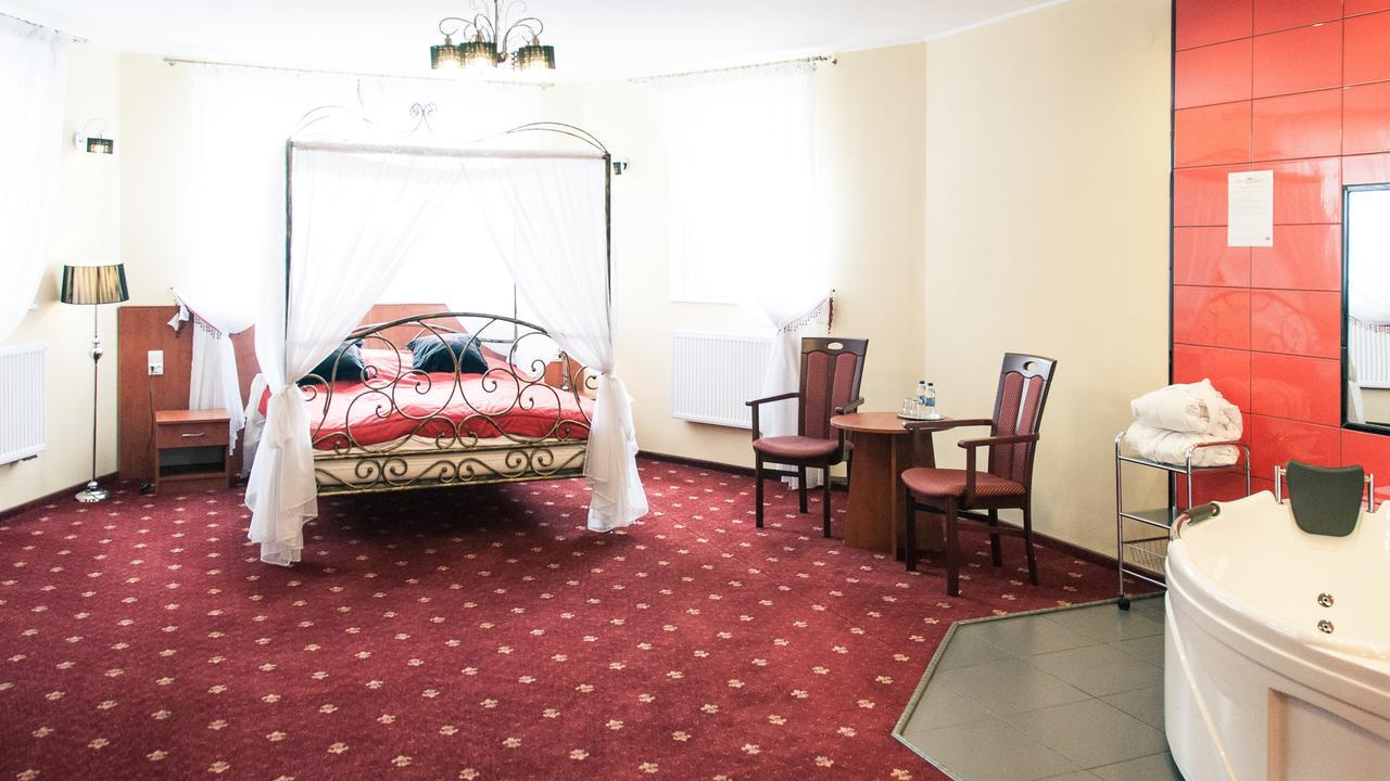 Hotel Kalchem Brzozie ภายนอก รูปภาพ